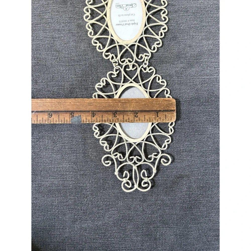 Vintage Set Of 3 Ivory Round METAL Lace Hanging Victorian Picture Frames